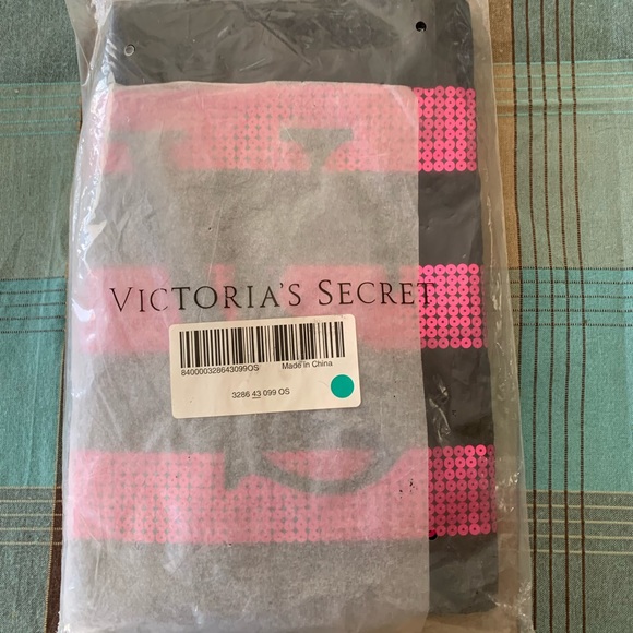 Large Victoria’s Secret tote bag NWT - Picture 3 of 3